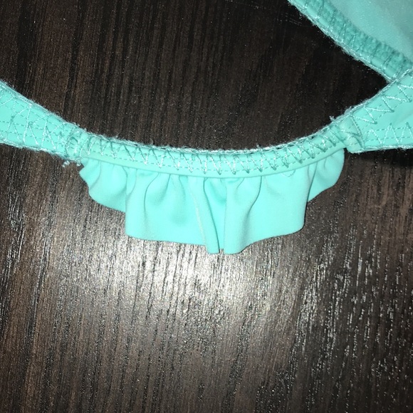 💥 Last Chance! NWOT Bikini Bottom w. Ruffle Side - Picture 3 of 6
